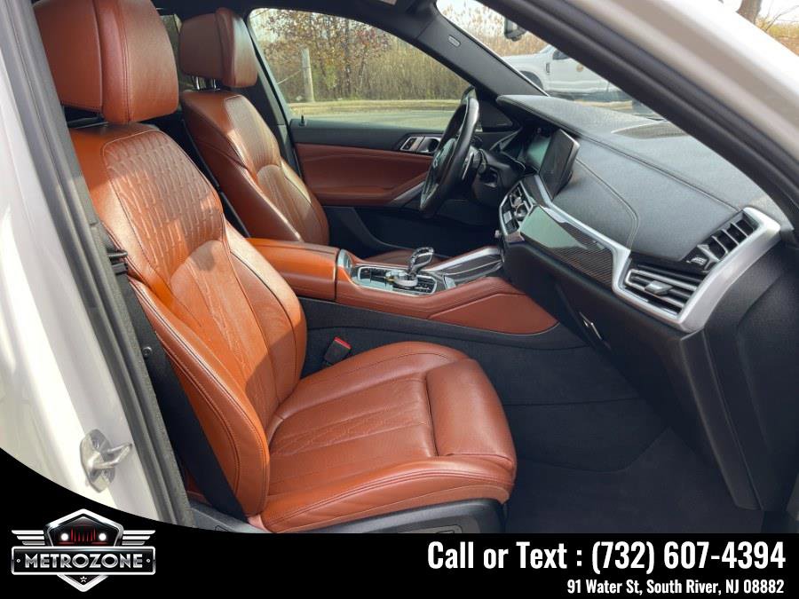 Used 2023 BMW X6 M50i w/ Executive Package image 31