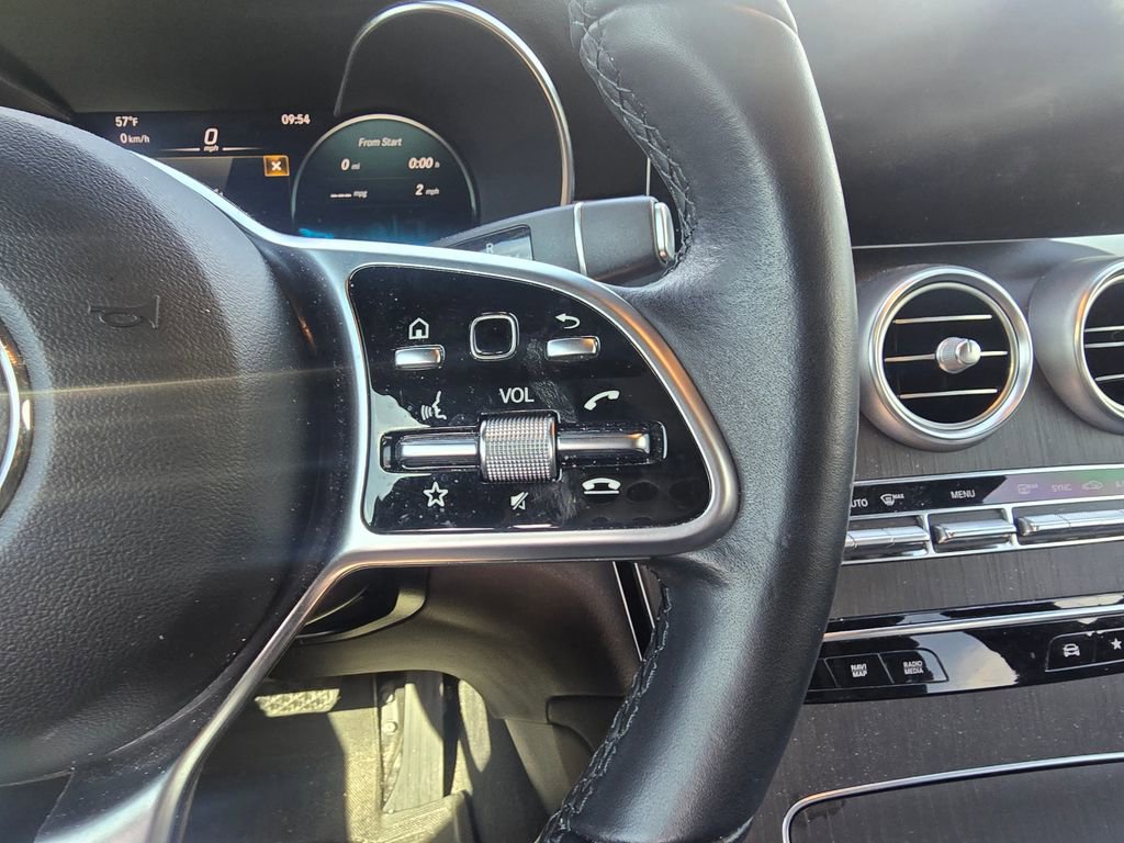 Used 2021 Mercedes-Benz GLC 300 4MATIC image 15