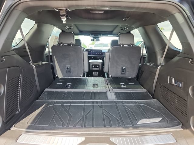 Used 2025 Chevrolet Tahoe Z71 w/ Z71 Off-Road Package AWD/4WD image 35
