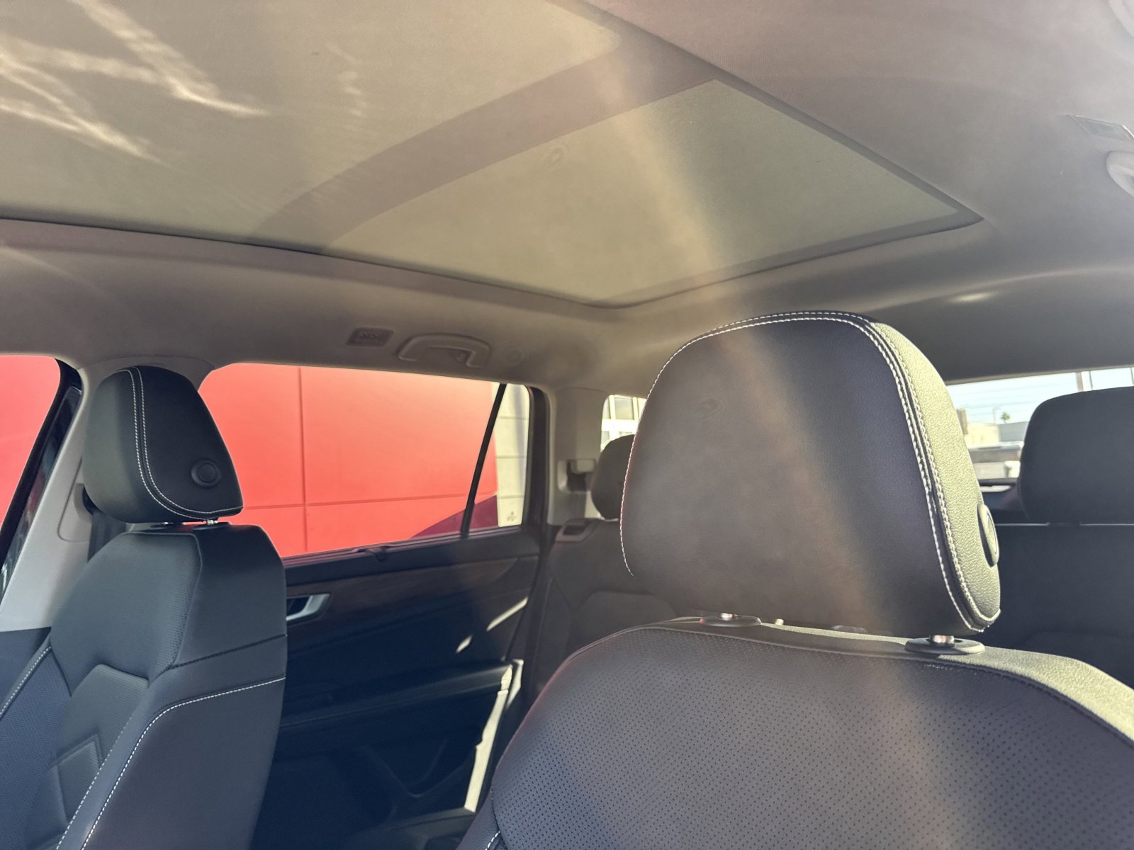 New 2026 Volkswagen Atlas SE image 17