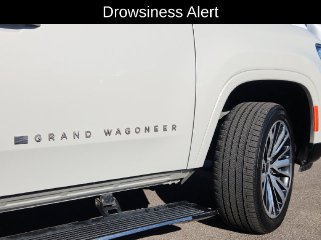 Used 2022 Jeep Grand Wagoneer Series III AWD/4WD image 20