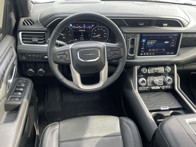 Used 2021 GMC Yukon XL Denali w/ Denali Premium Package image 14