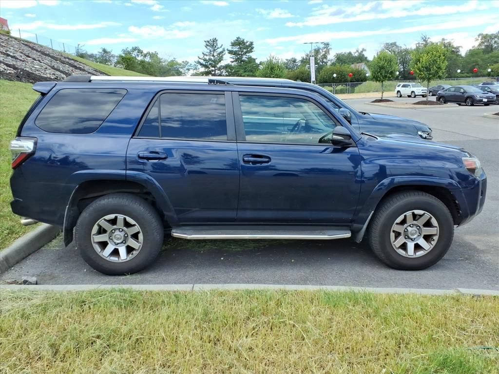 Used 2015 Toyota 4Runner Trail Premium AWD/4WD image 3
