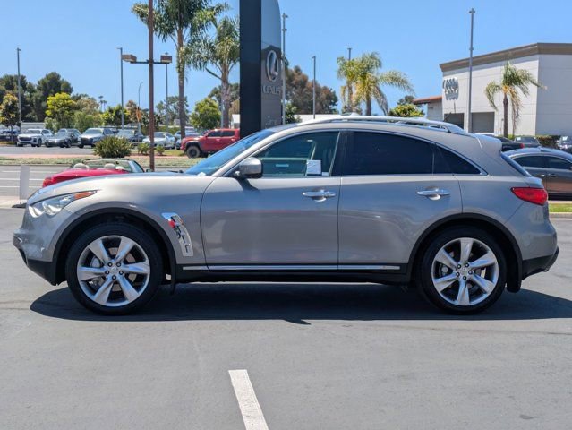 Used 2011 INFINITI FX50 AWD w/ Deluxe Touring Pkg image 8