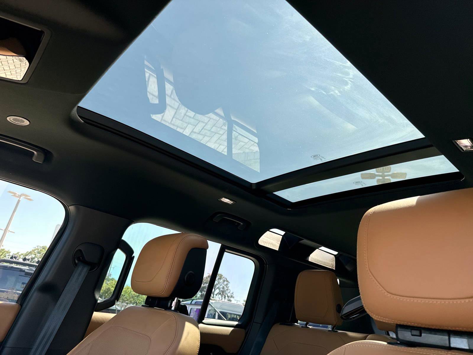 Used 2024 Land Rover Defender 110 Carpathian Edition image 23