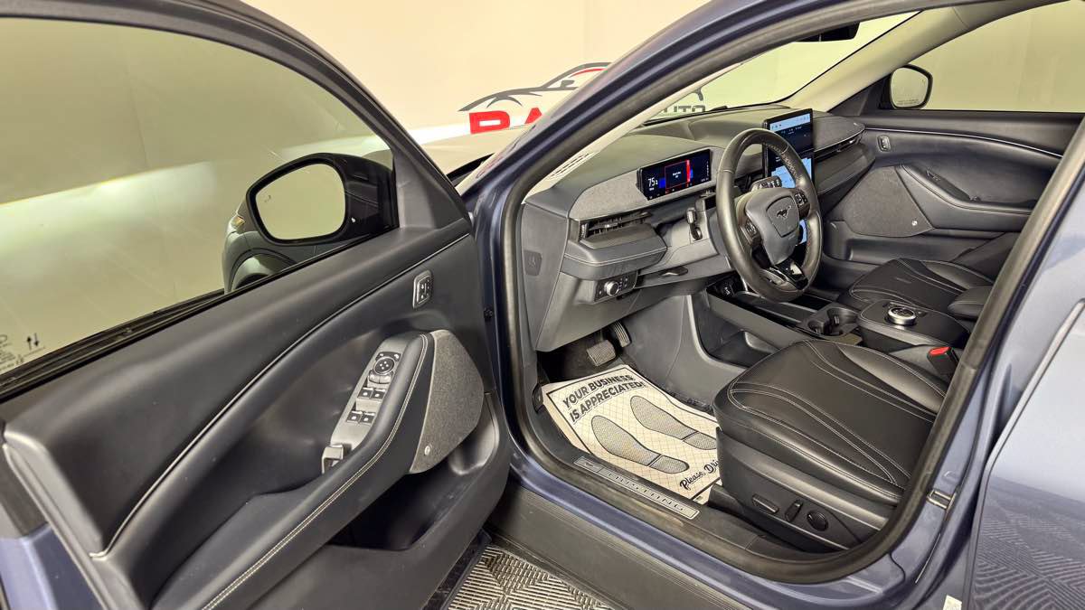 Used 2021 Ford Mustang Mach-E Premium AWD/4WD image 14