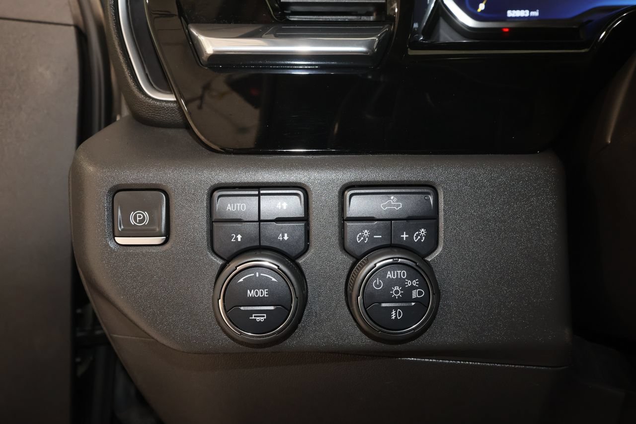 Certified 2023 Chevrolet Silverado 1500 LT Trail Boss w/ LPO, Dark Essentials Package AWD/4WD image 11