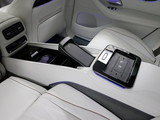 New 2026 Mercedes-Benz Maybach GLS 600 4MATIC image 16