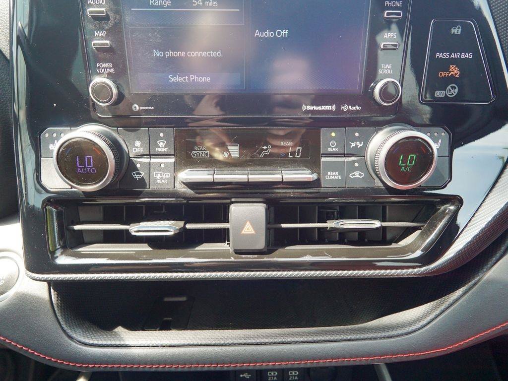Used 2021 Toyota Highlander XSE FWD image 25