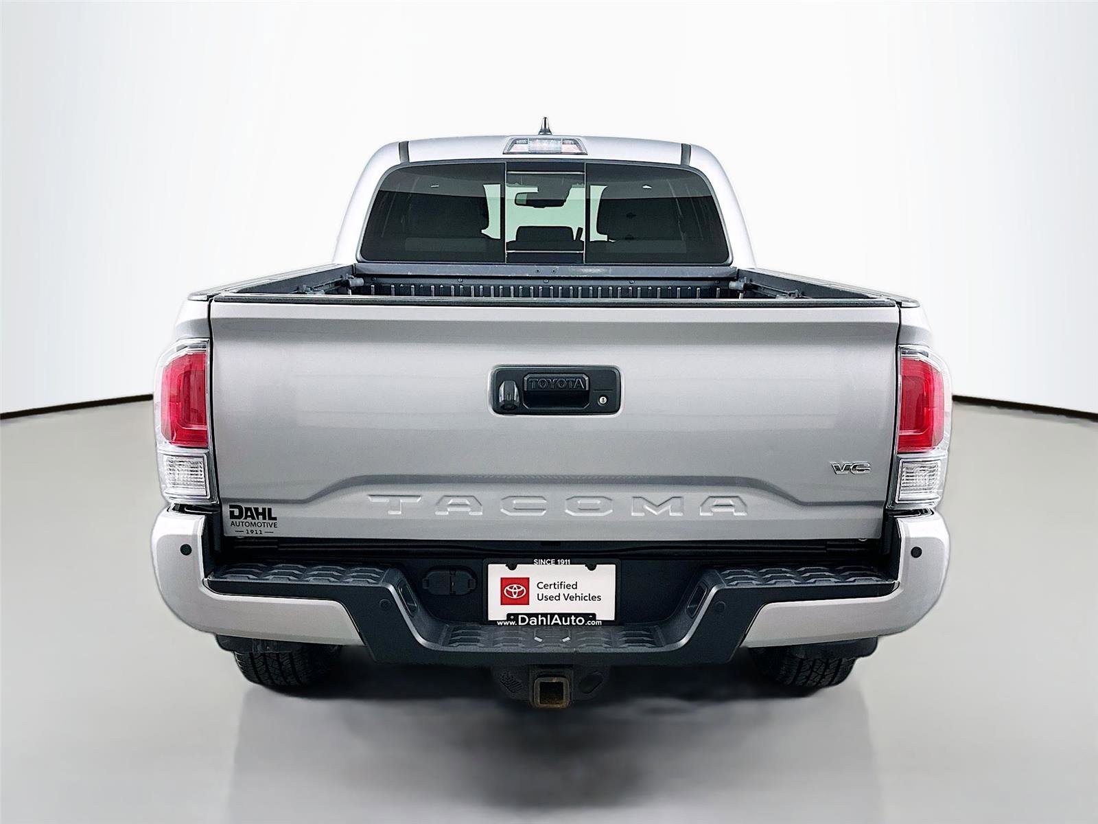 Certified 2020 Toyota Tacoma TRD Sport w/ Technology Package image 12