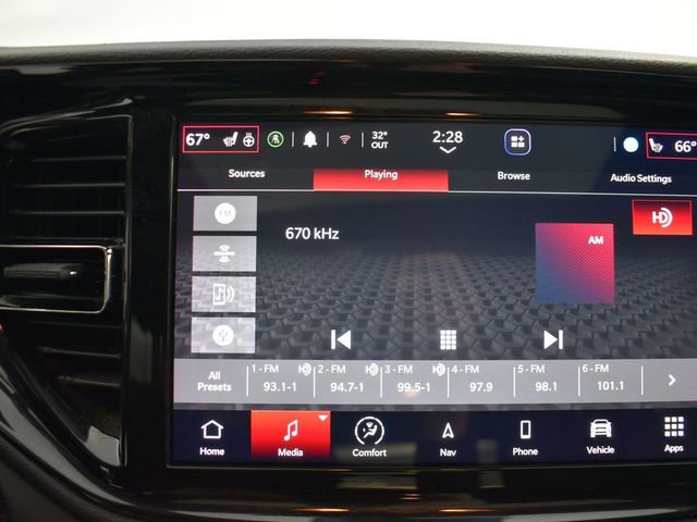 Used 2023 Dodge Durango GT image 23