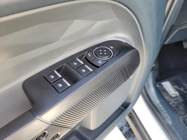 New 2025 Ford Maverick XL w/ Equipment Group 101A image 22