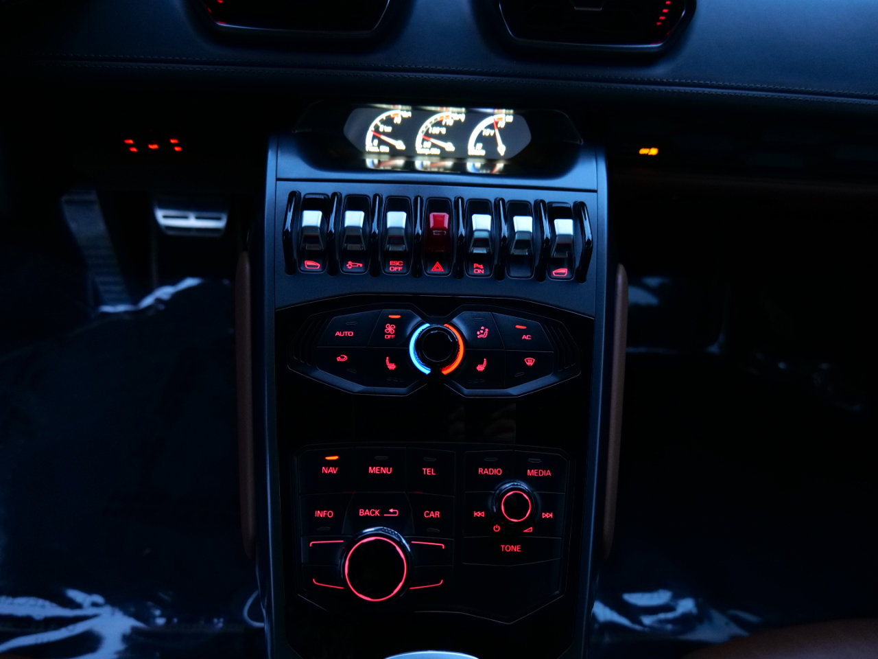 Used 2015 Lamborghini Huracan LP 610-4 image 29