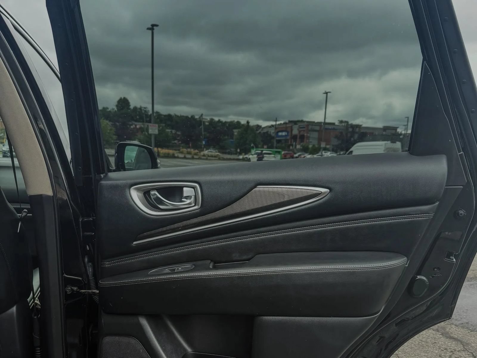 Used 2019 INFINITI QX60 Pure AWD/4WD image 10