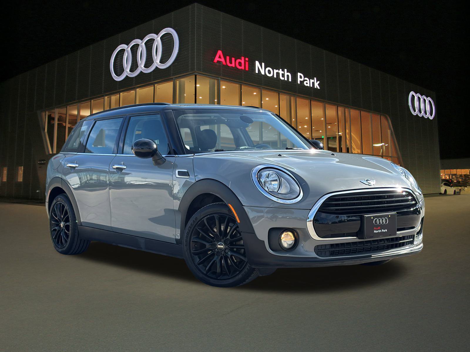Used 2016 MINI Cooper Clubman image 1