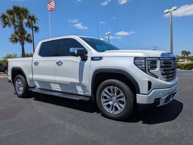 Used 2024 GMC Sierra 1500 Denali w/ Technology Package AWD/4WD image 2