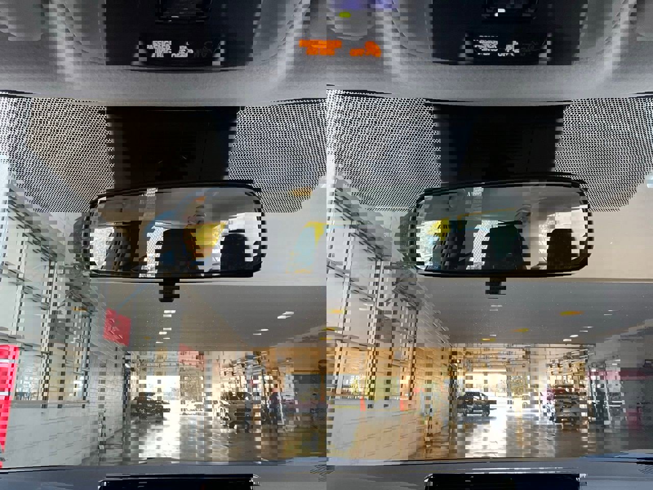 Used 2025 Toyota Corolla LE image 17