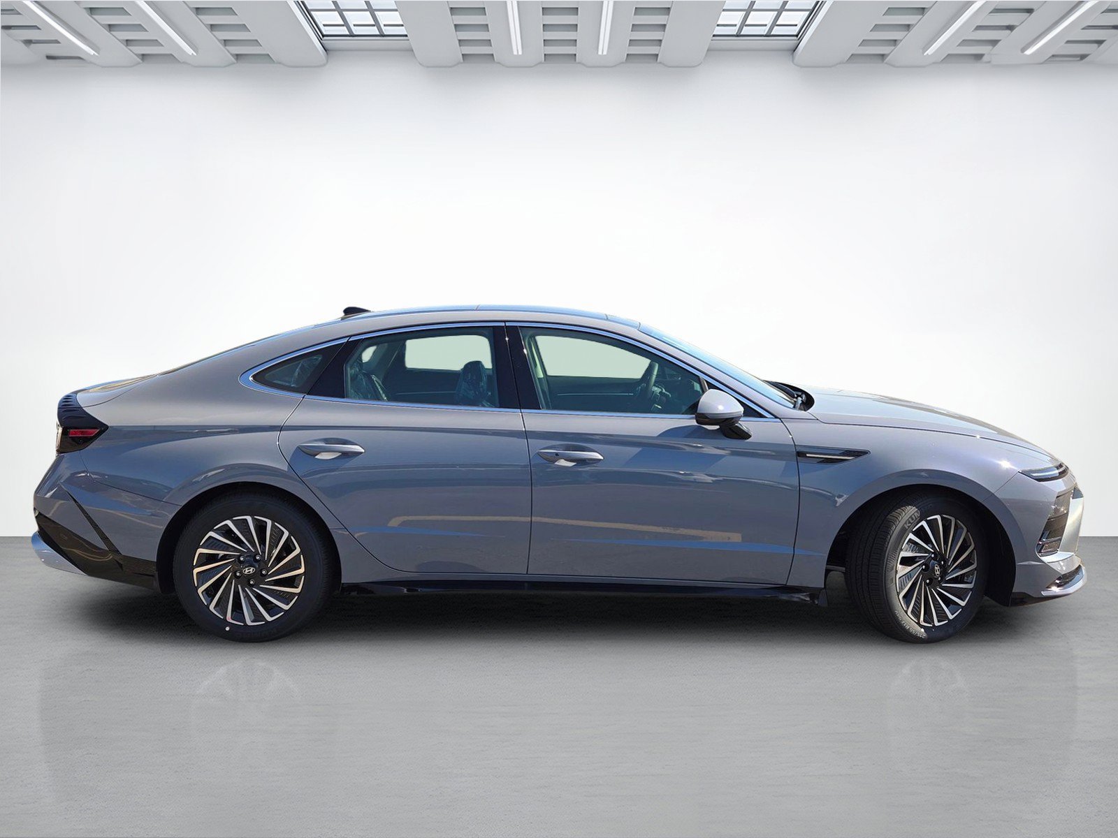 New 2026 Hyundai Sonata SEL FWD image 3