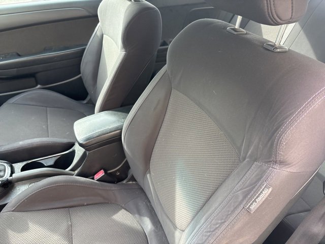 Used 2012 Kia Forte Koup EX image 12