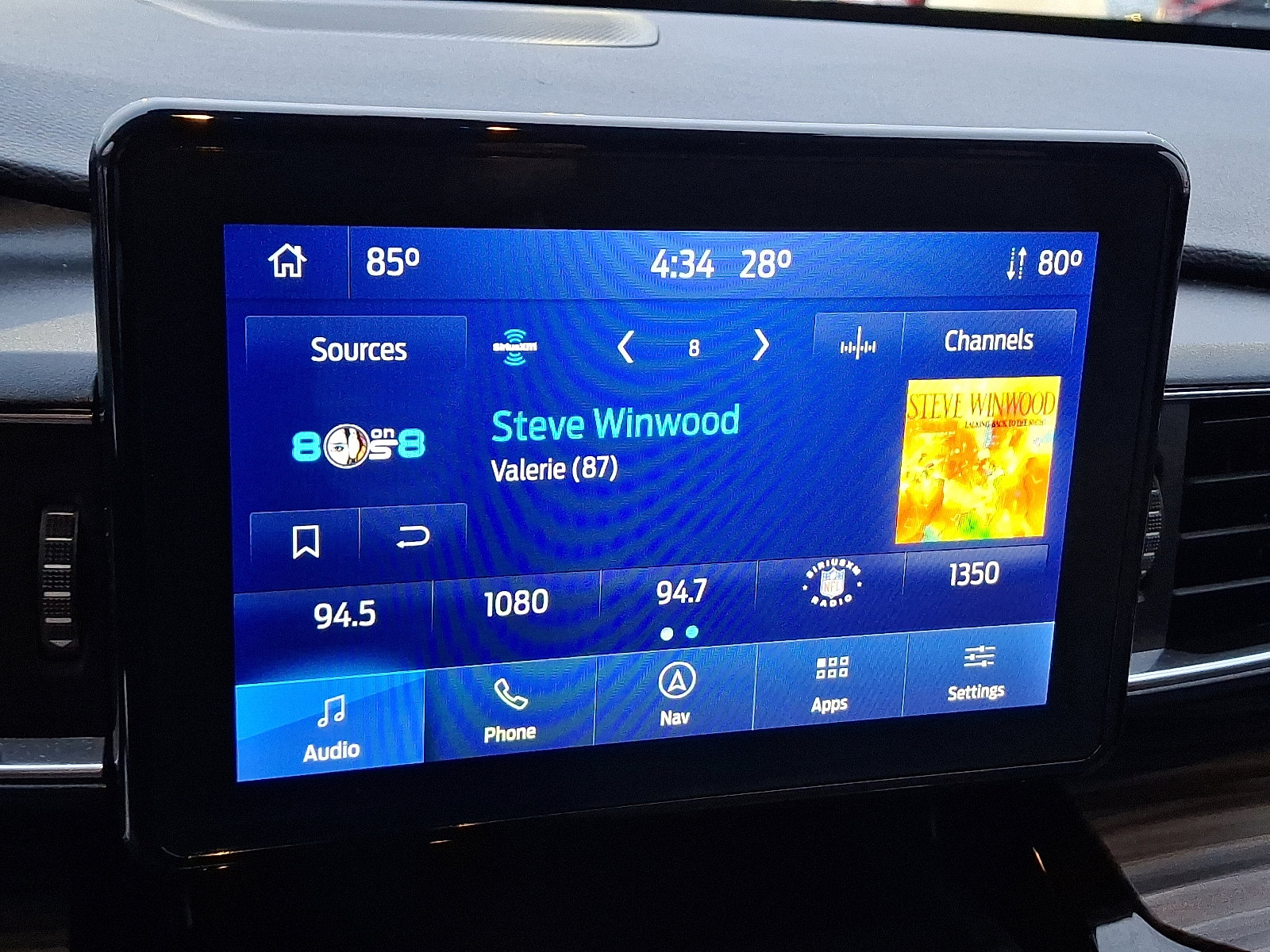 Used 2022 Ford Explorer Limited image 17