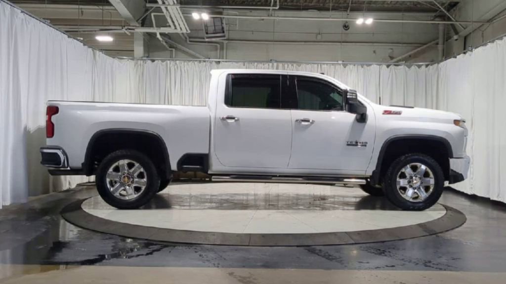 Used 2022 Chevrolet Silverado 2500 LTZ w/ LTZ Texas Edition AWD/4WD image 11