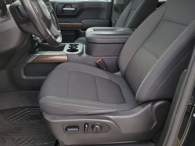 Used 2021 Chevrolet Silverado 1500 LT Trail Boss w/ Bed Protection Package image 9