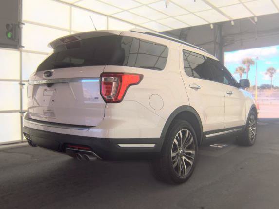 Used 2019 Ford Explorer Platinum AWD/4WD image 4