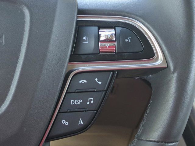 Used 2019 Lincoln Nautilus Select image 24