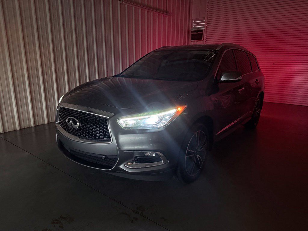 Used 2020 INFINITI QX60 Luxe w/ Sensory Package FWD image 8