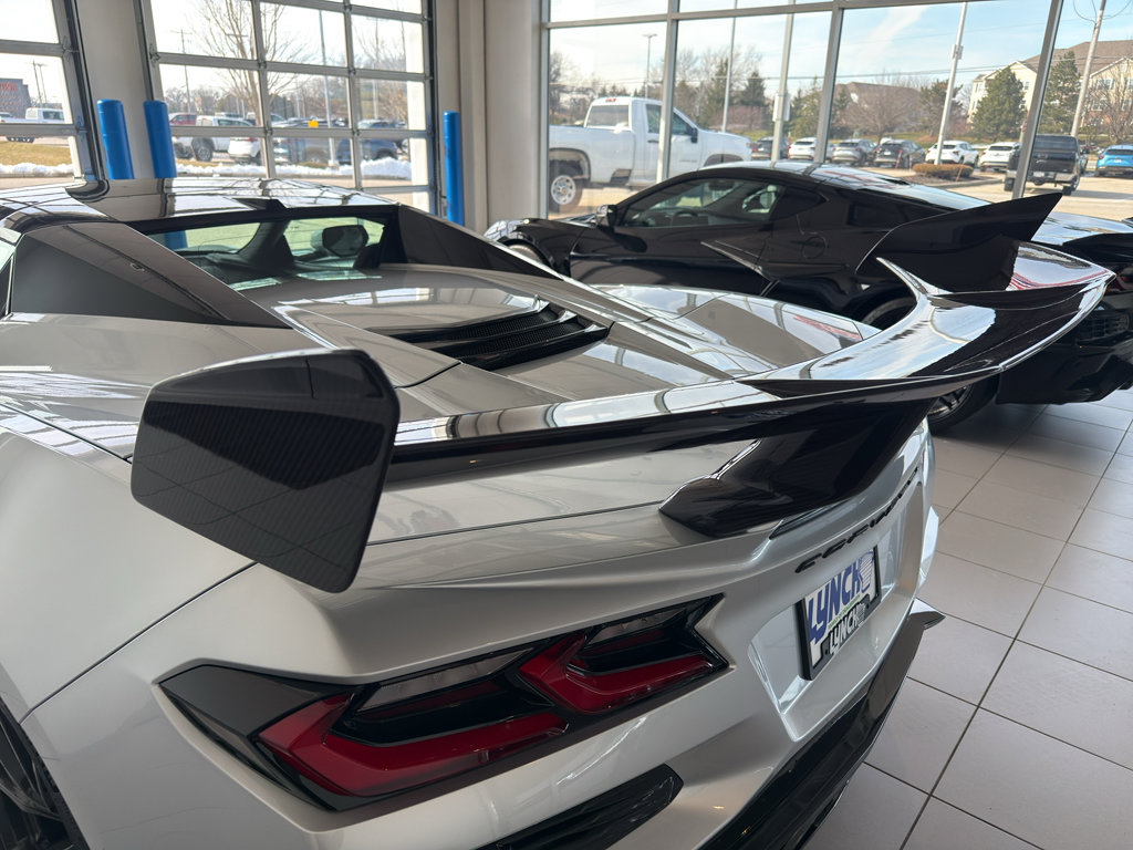 New 2026 Chevrolet Corvette ZR1 w/ ZR1 Carbon Fiber Aero Package image 37