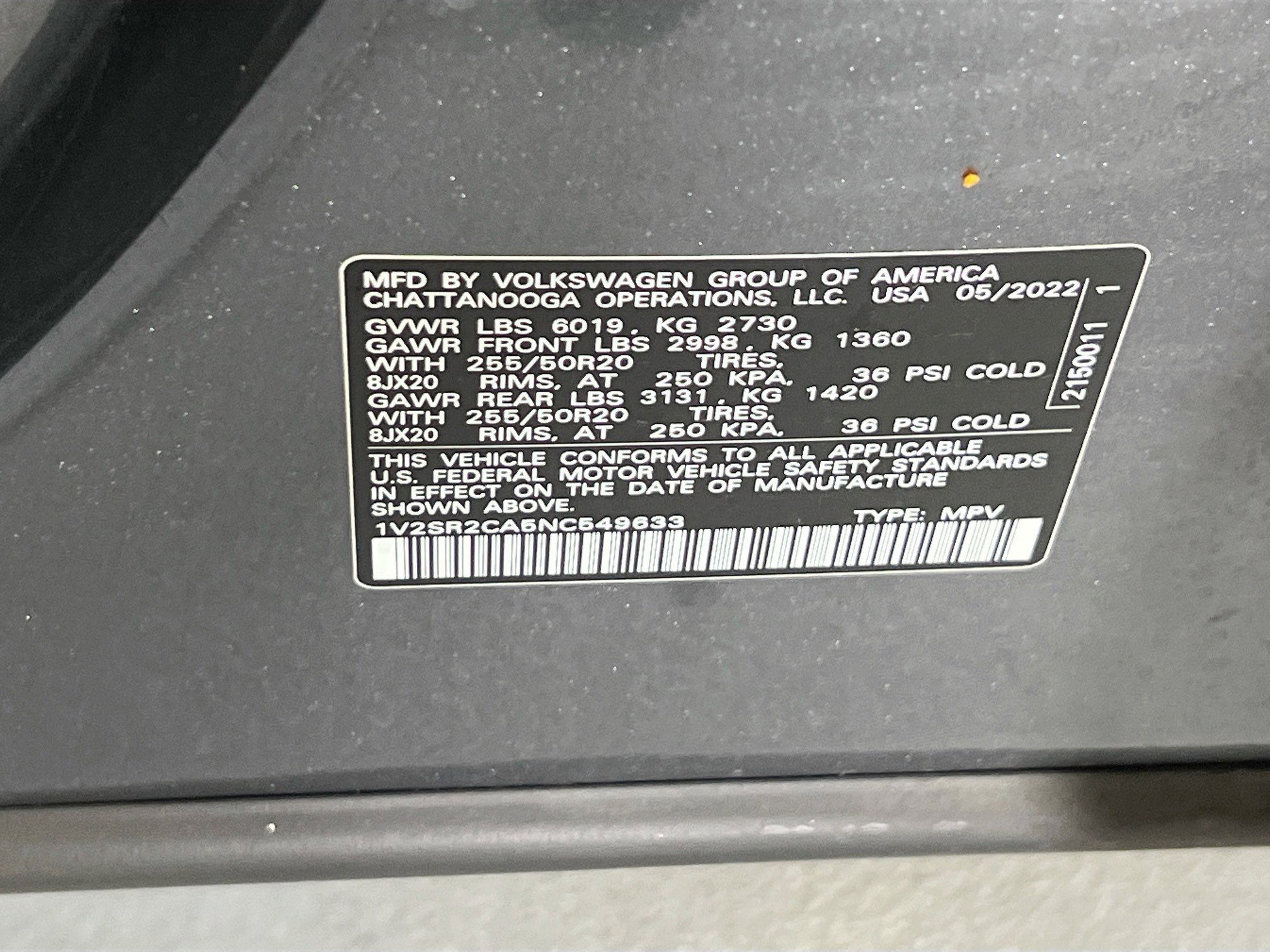 Used 2022 Volkswagen Atlas SEL R-Line image 34