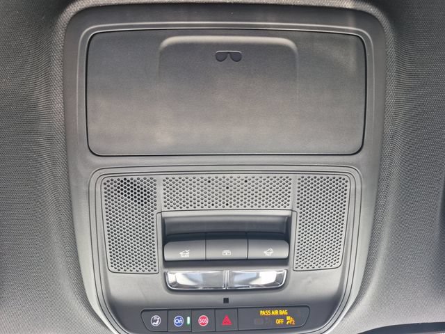 Certified 2026 GMC Acadia AT4 w/ Luxury Package AWD/4WD image 27