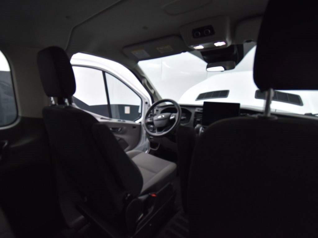 Used 2024 Ford Transit 350 XLT image 17