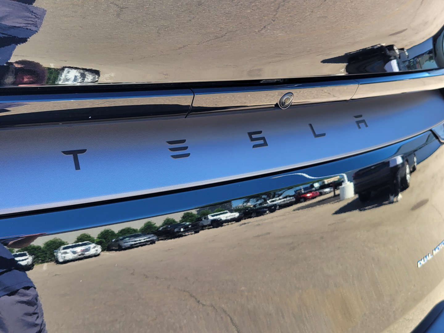 Used 2026 Tesla Model Y AWD image 7