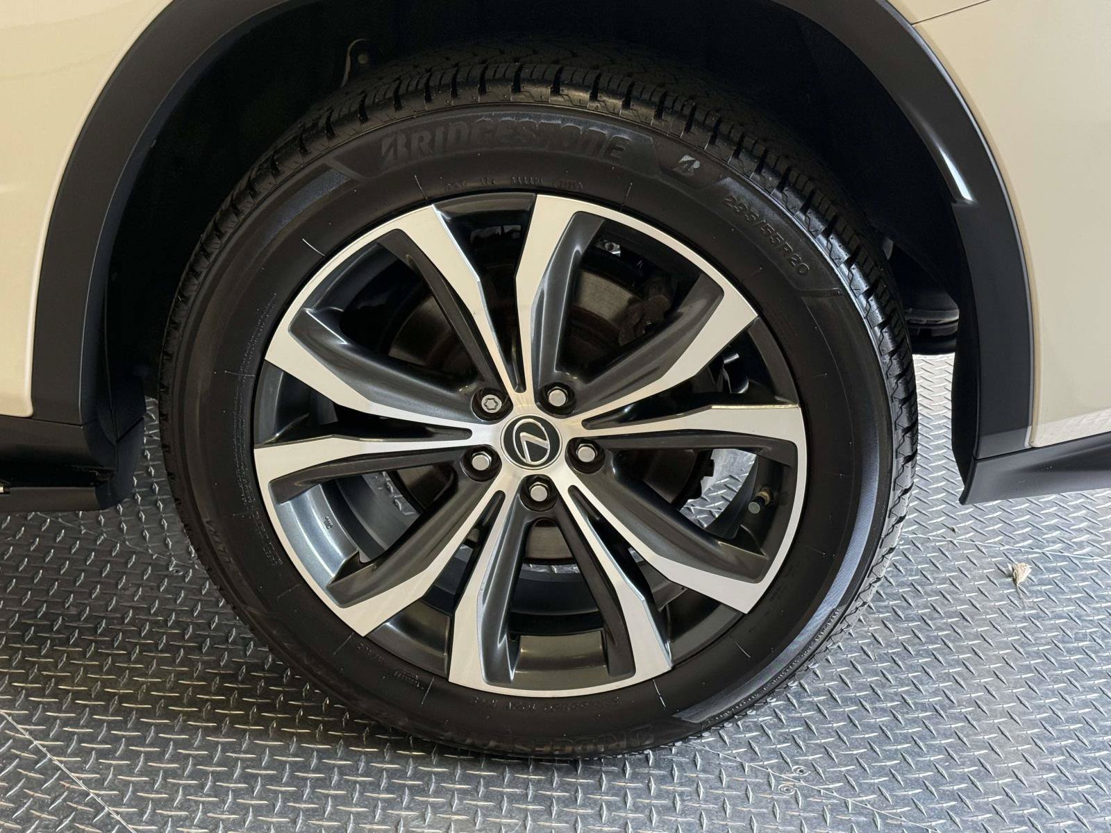 Used 2018 Lexus RX 350 AWD w/ Premium Package image 13
