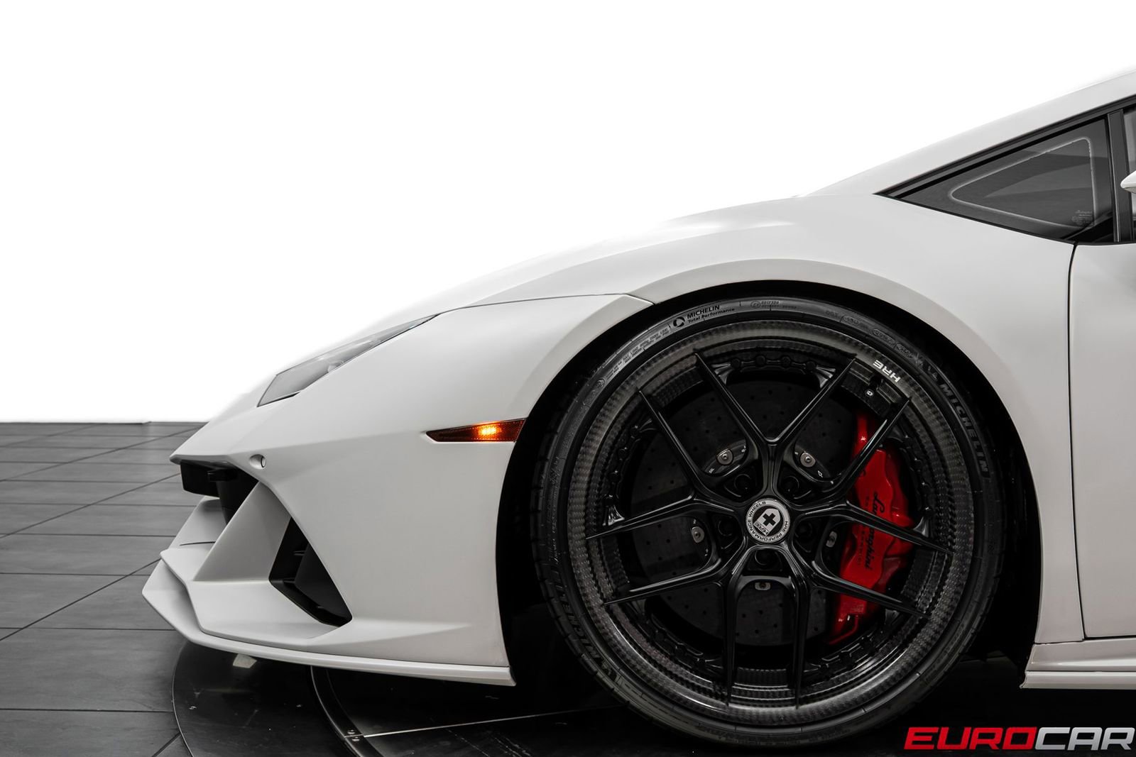 Used 2020 Lamborghini Huracan EVO AWD/4WD image 12
