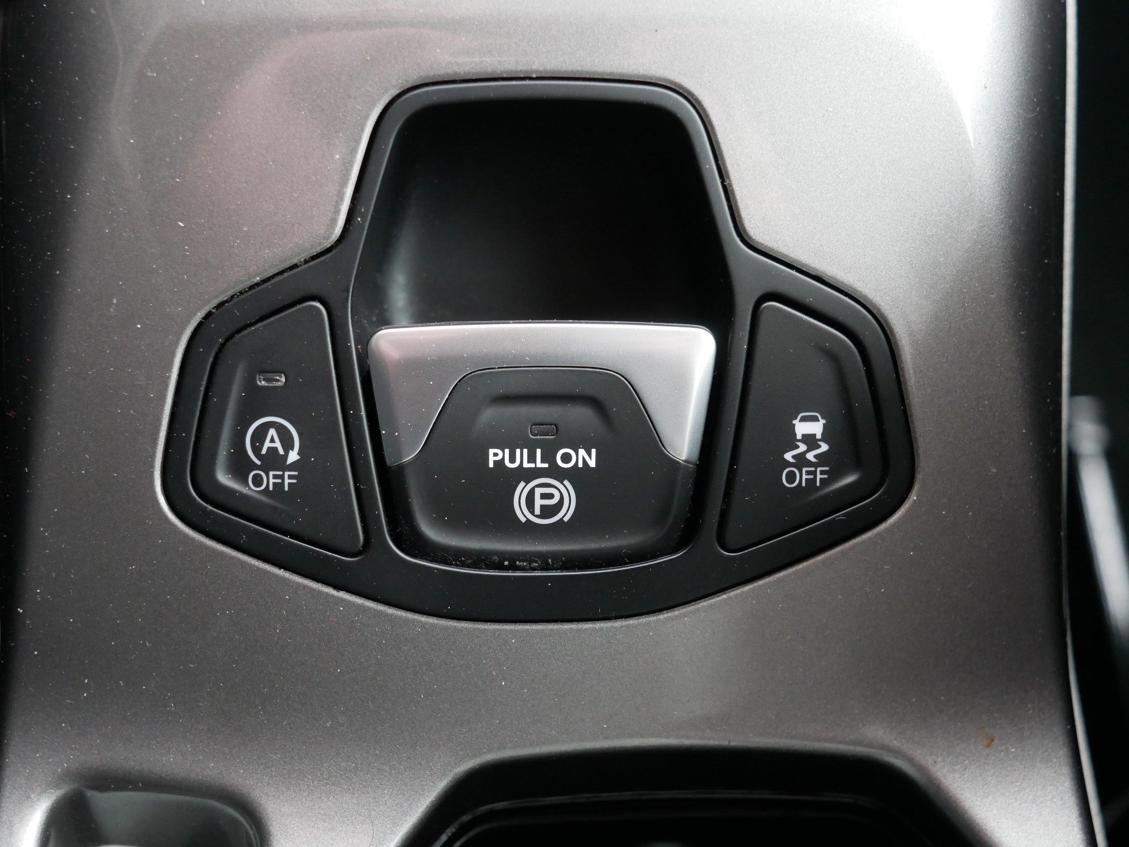 Certified 2022 Jeep Renegade Latitude w/ Convenience Group image 31