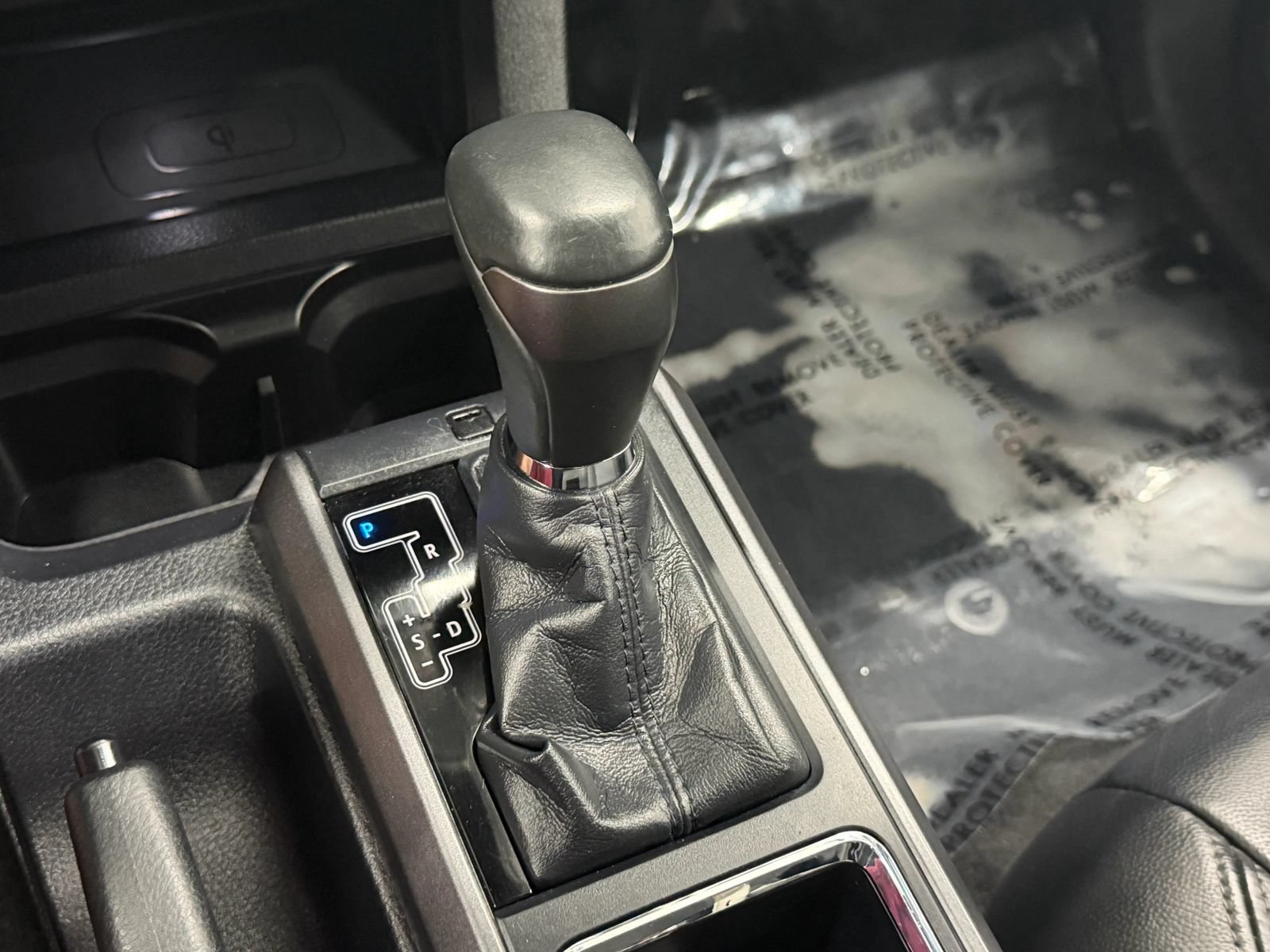 Used 2018 Toyota Tacoma TRD Sport w/ Technology Package AWD/4WD image 30