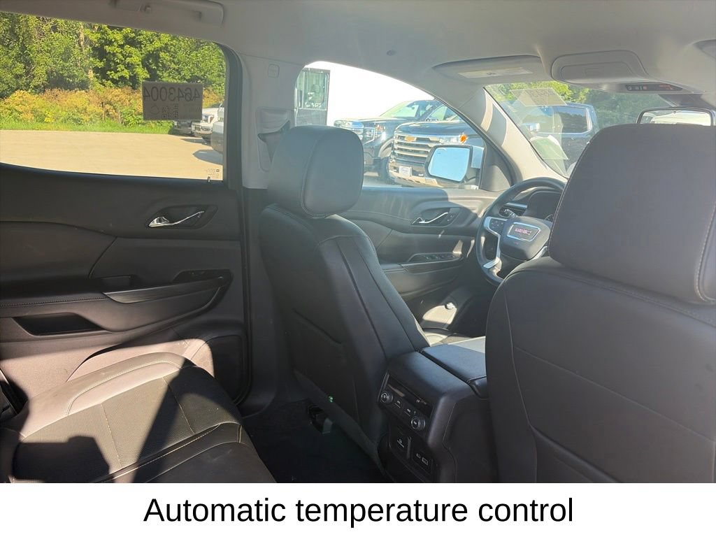 Used 2023 GMC Acadia SLT FWD image 14
