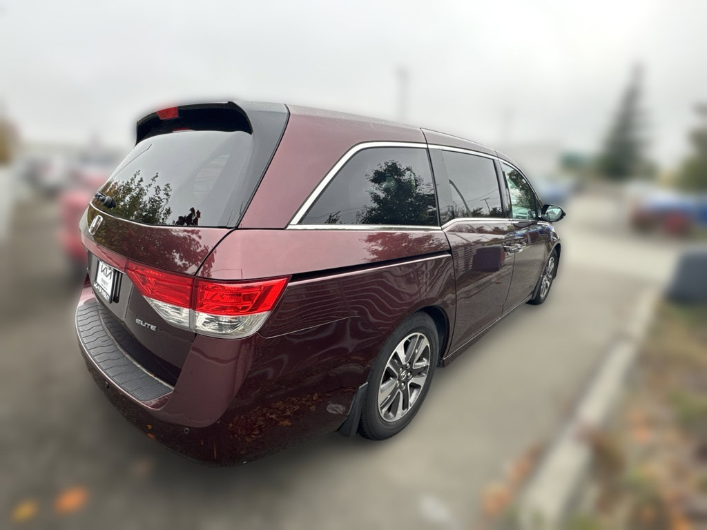 Used 2015 Honda Odyssey Touring Elite image 10