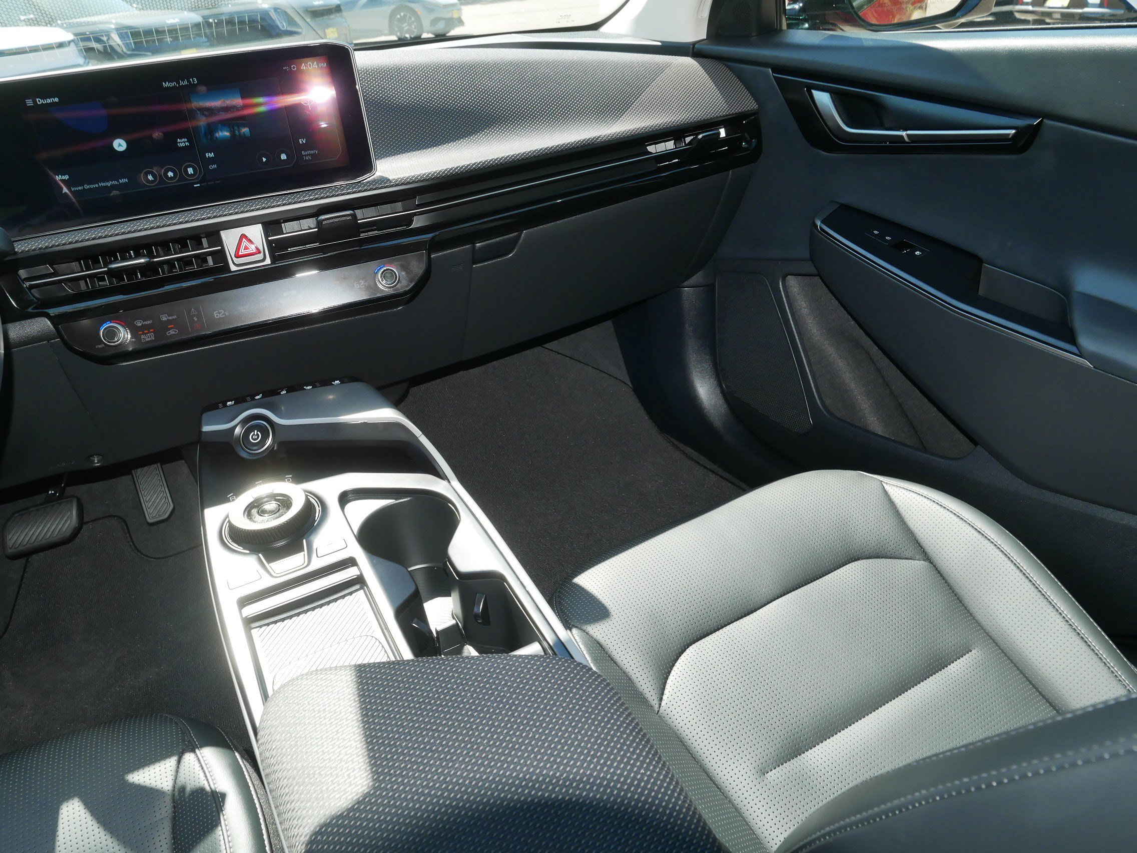 Certified 2025 Kia EV6 Wind AWD/4WD image 11