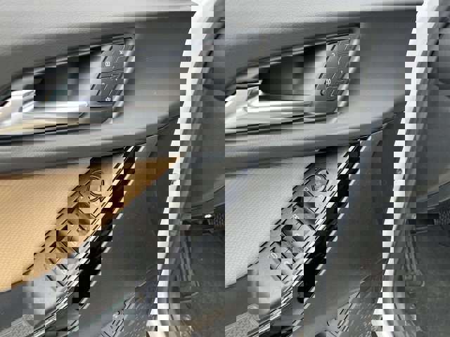 New 2026 Chevrolet Equinox ACTIV w/ Convenience Package III image 24