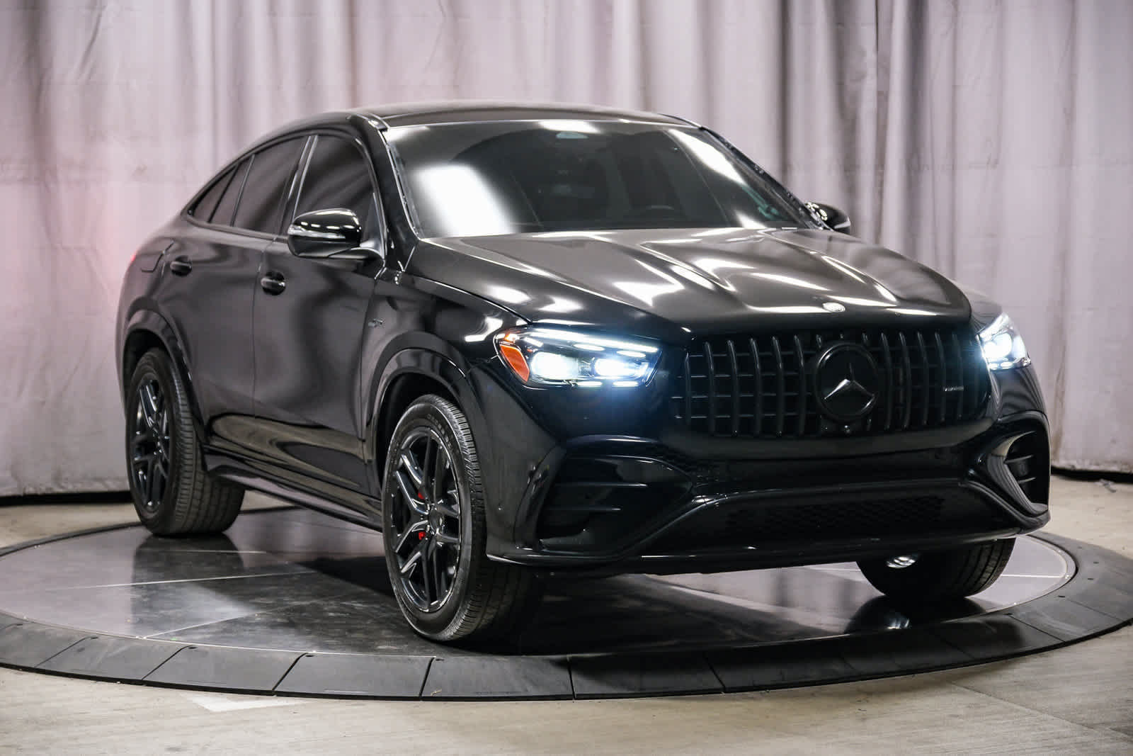 Used 2024 Mercedes-Benz GLE 53 AMG 4MATIC Coupe image 5