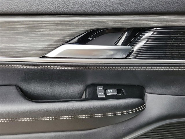 Used 2023 Jeep Wagoneer Series III w/ Preferred Equipment Group image 20