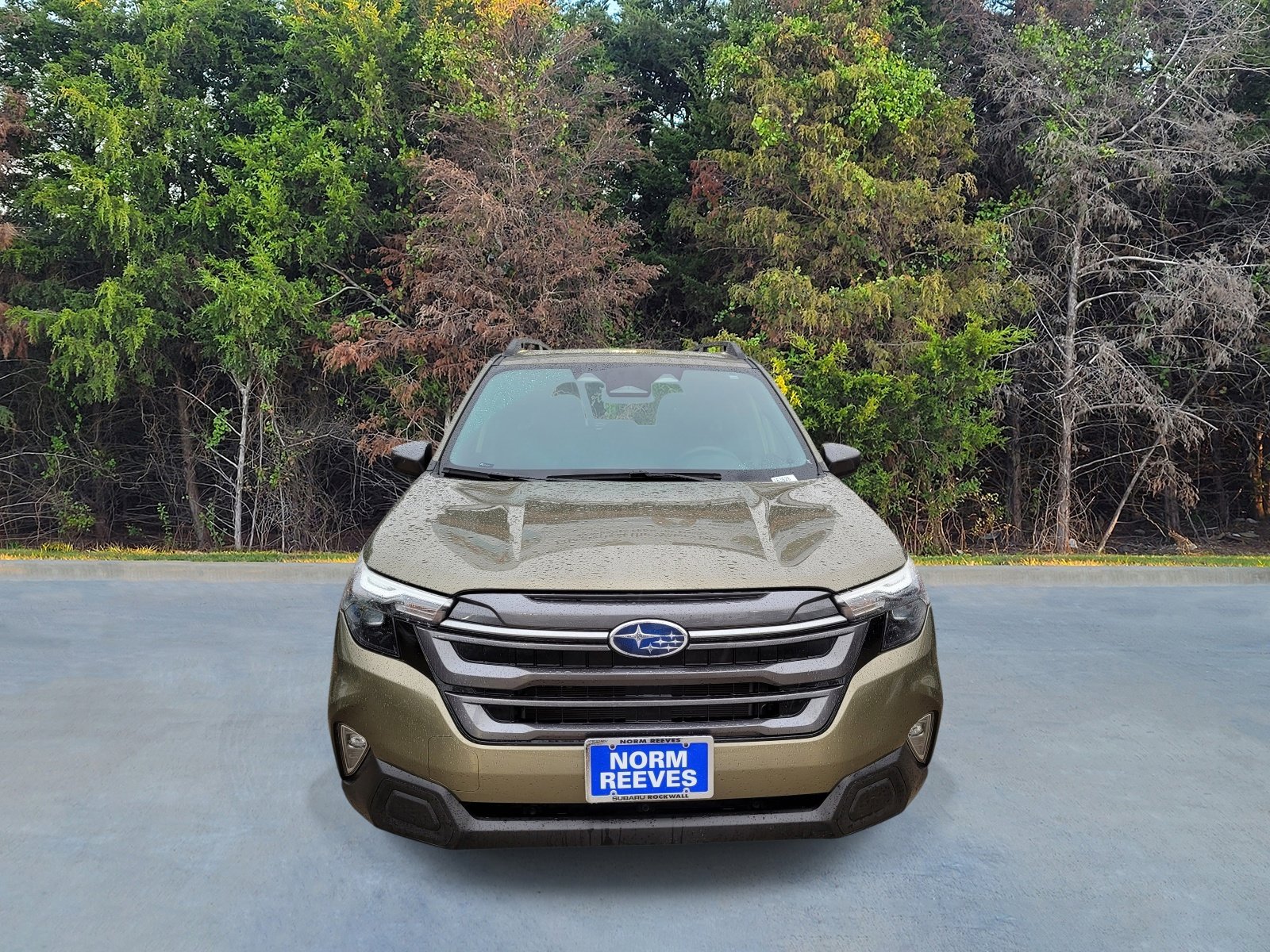 Certified 2025 Subaru Forester Premium AWD/4WD image 2