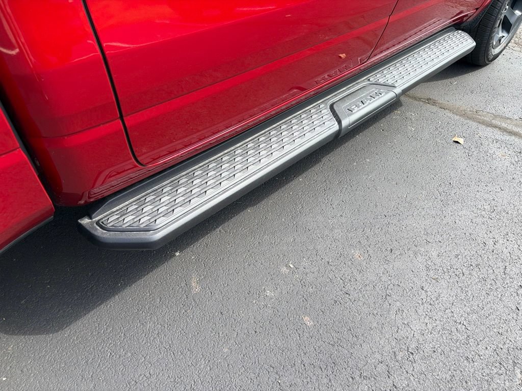 New 2026 RAM 1500 Express AWD/4WD image 10