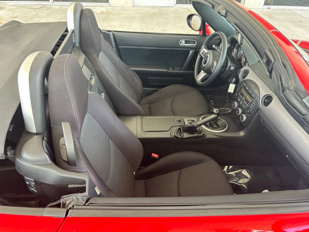 Used 2009 MAZDA MX-5 Miata Sport w/ Convenience Pkg RWD image 49