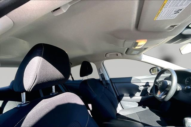 Used 2022 Nissan Sentra S image 19