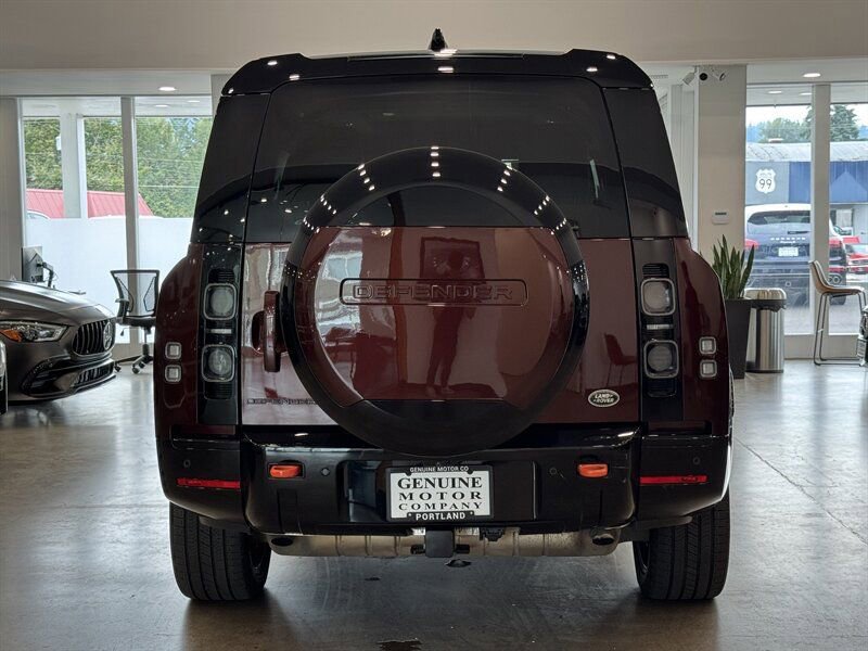 Used 2023 Land Rover Defender 130 X image 5