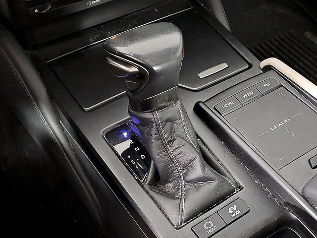 Used 2021 Lexus ES 300h w/ Premium Package image 16